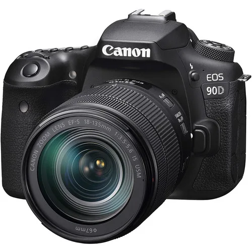 Canon 90D with 18-135mm